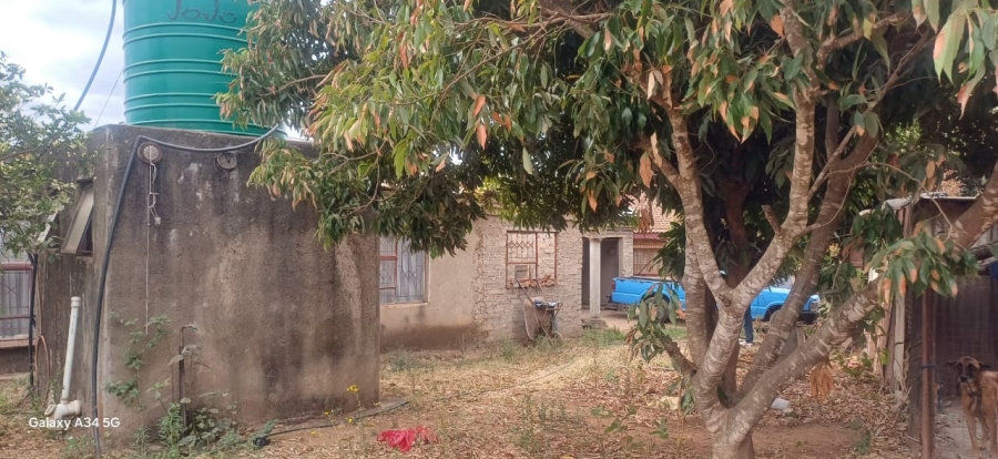 4 Bedroom Property for Sale in Lenyenye Limpopo