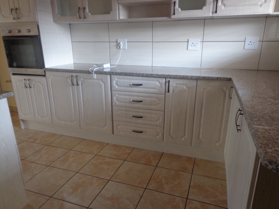 3 Bedroom Property for Sale in Woodhill Estate Limpopo