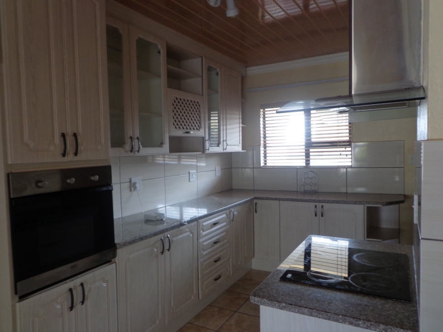 3 Bedroom Property for Sale in Woodhill Estate Limpopo