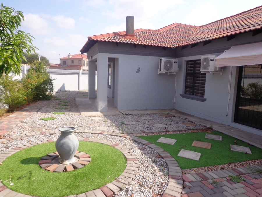 3 Bedroom Property for Sale in Woodhill Estate Limpopo