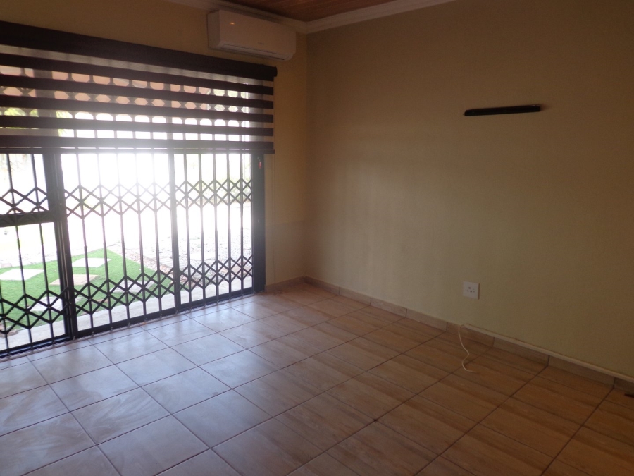 3 Bedroom Property for Sale in Woodhill Estate Limpopo
