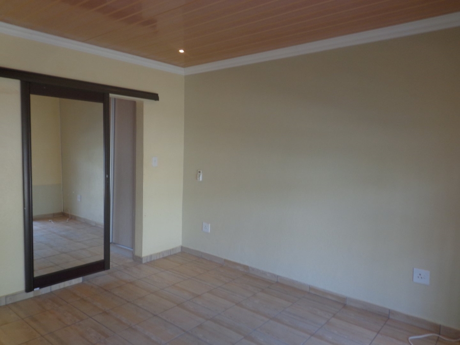 3 Bedroom Property for Sale in Woodhill Estate Limpopo