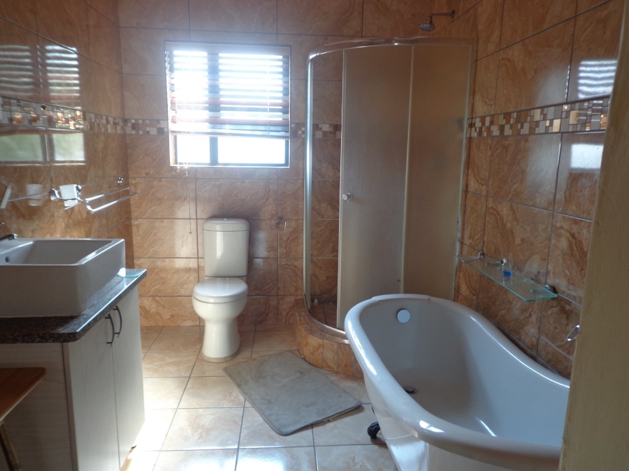 3 Bedroom Property for Sale in Woodhill Estate Limpopo