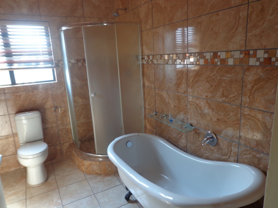3 Bedroom Property for Sale in Woodhill Estate Limpopo