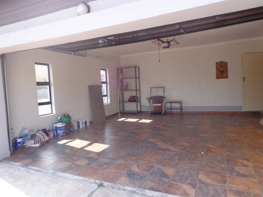 3 Bedroom Property for Sale in Woodhill Estate Limpopo