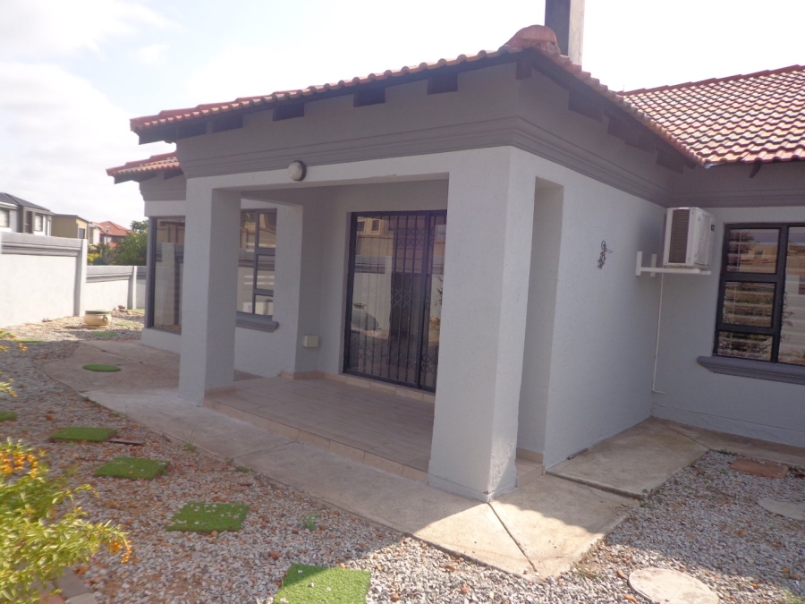 3 Bedroom Property for Sale in Woodhill Estate Limpopo