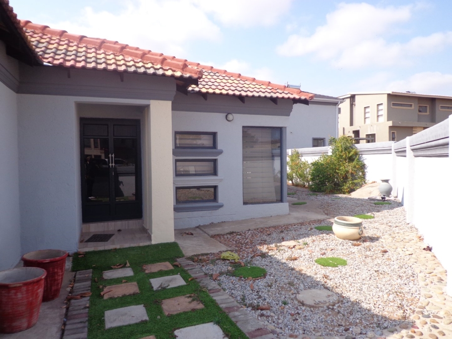 3 Bedroom Property for Sale in Woodhill Estate Limpopo