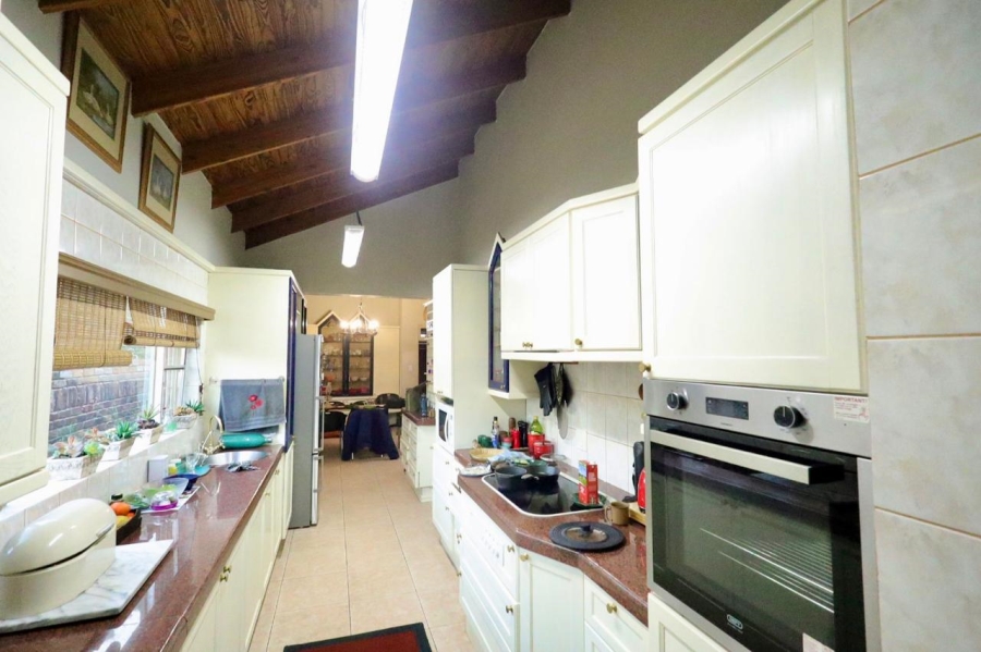 5 Bedroom Property for Sale in Bendor Limpopo