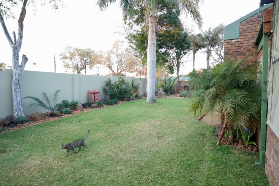 5 Bedroom Property for Sale in Bendor Limpopo