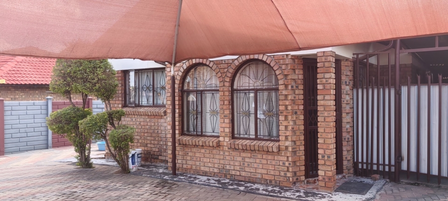 3 Bedroom Property for Sale in Ivy Park Limpopo