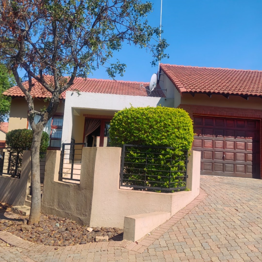 To Let 3 Bedroom Property for Rent in Thornhill Limpopo