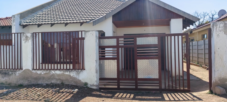 3 Bedroom Property for Sale in Westenburg Limpopo