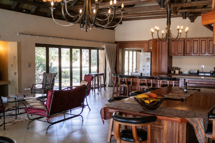 5 Bedroom Property for Sale in Modimolle Rural Limpopo