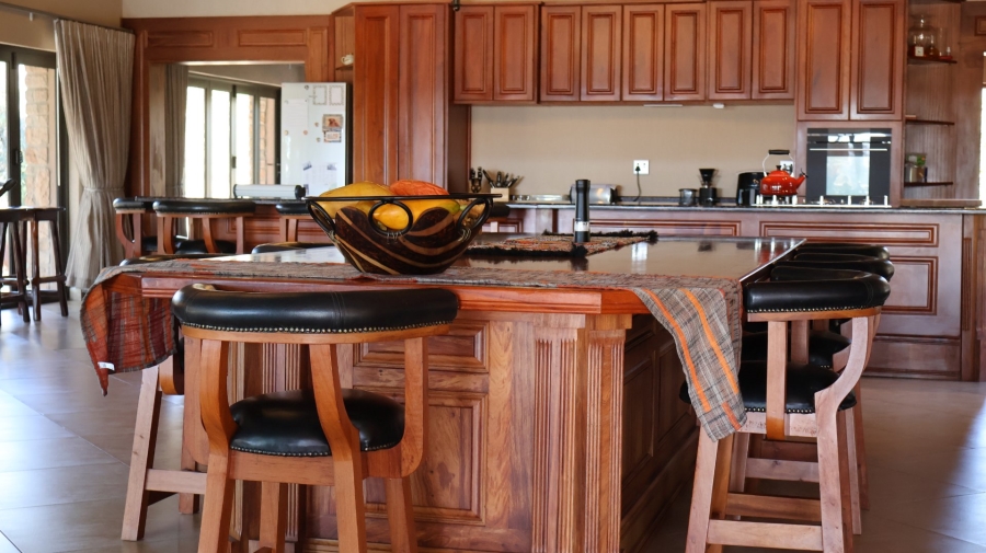 5 Bedroom Property for Sale in Modimolle Rural Limpopo