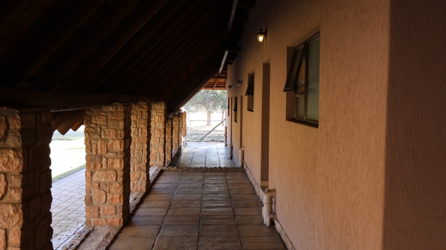 5 Bedroom Property for Sale in Modimolle Rural Limpopo
