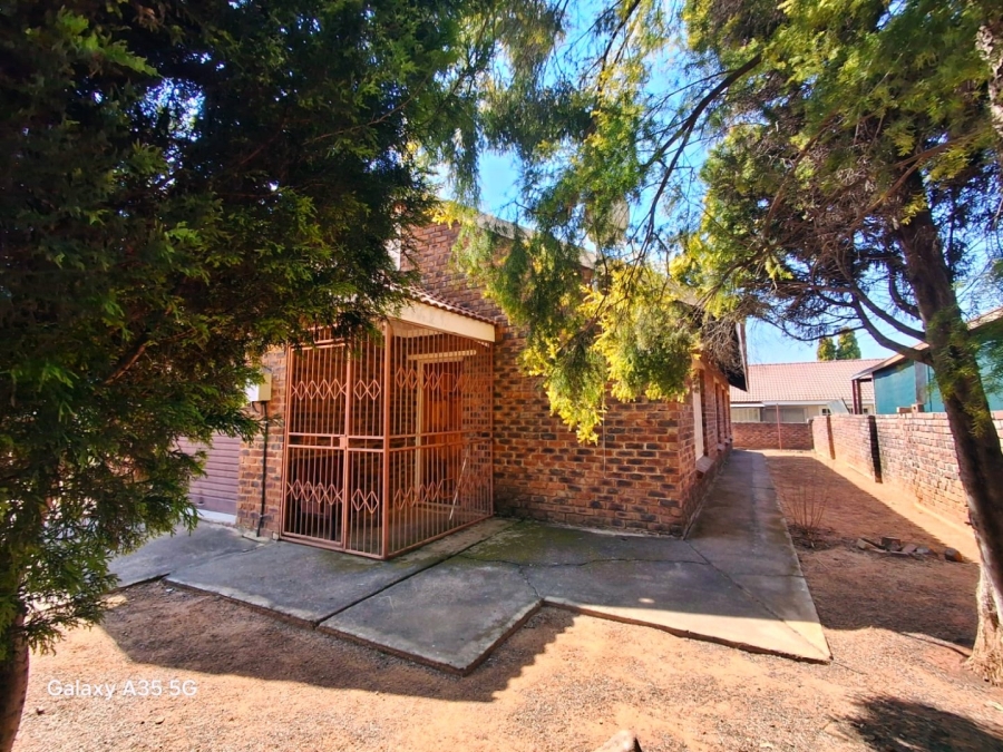 3 Bedroom Property for Sale in Modimolle Limpopo