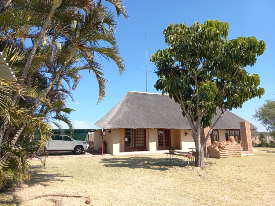 2 Bedroom Property for Sale in Leeukuil AH Limpopo