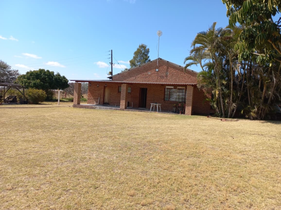 2 Bedroom Property for Sale in Leeukuil AH Limpopo