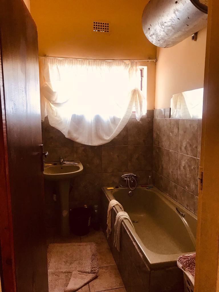 4 Bedroom Property for Sale in Seshego 9A Limpopo