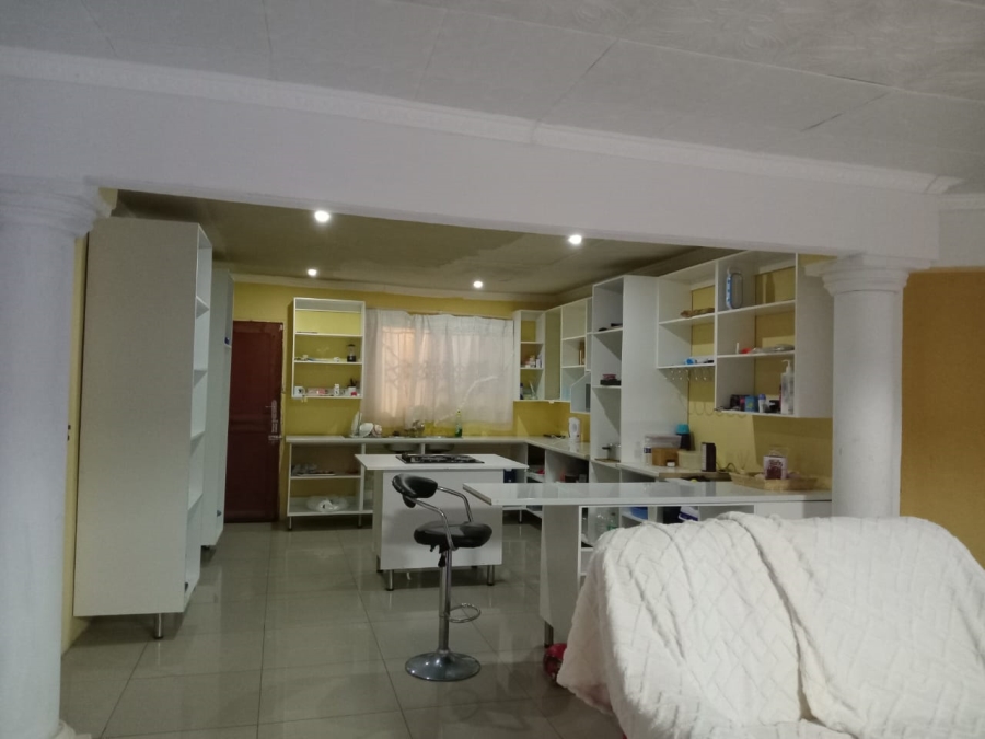 To Let 4 Bedroom Property for Rent in Mankweng Limpopo