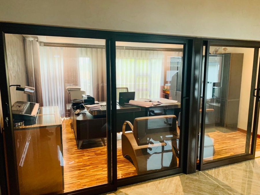 6 Bedroom Property for Sale in Woodhill Estate Limpopo