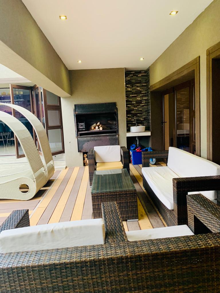 6 Bedroom Property for Sale in Woodhill Estate Limpopo