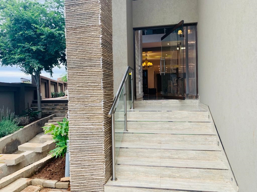 6 Bedroom Property for Sale in Woodhill Estate Limpopo