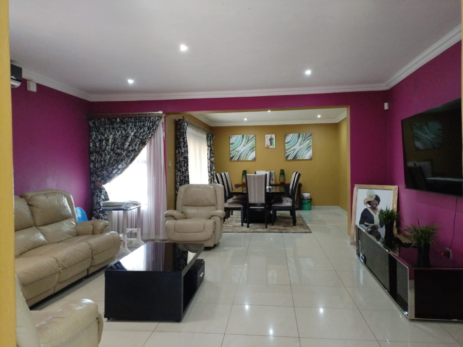 4 Bedroom Property for Sale in Woodhill Estate Limpopo