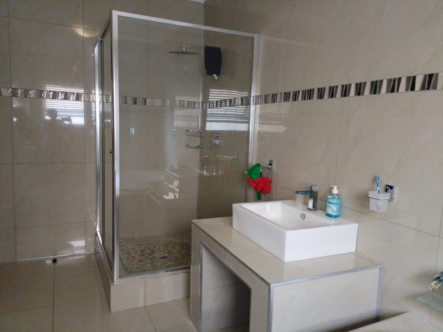 4 Bedroom Property for Sale in Woodhill Estate Limpopo