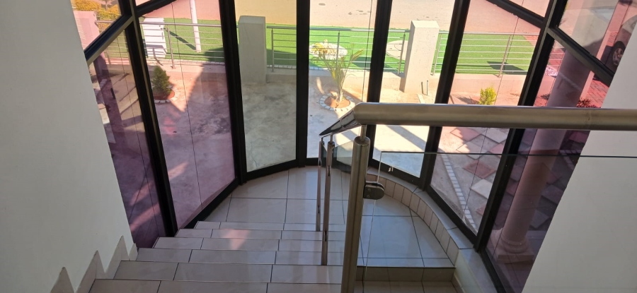 5 Bedroom Property for Sale in Thornhill Limpopo