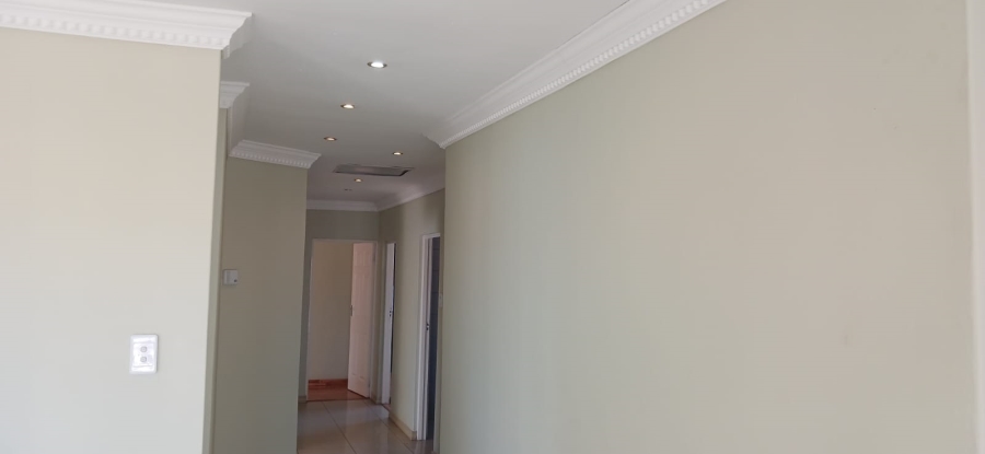 5 Bedroom Property for Sale in Thornhill Limpopo