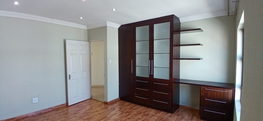 5 Bedroom Property for Sale in Thornhill Limpopo