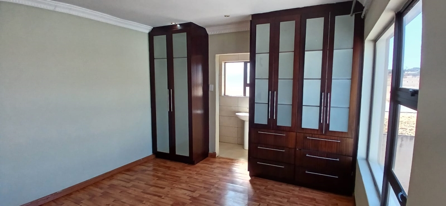 5 Bedroom Property for Sale in Thornhill Limpopo