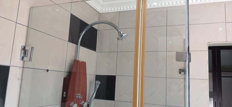 5 Bedroom Property for Sale in Thornhill Limpopo