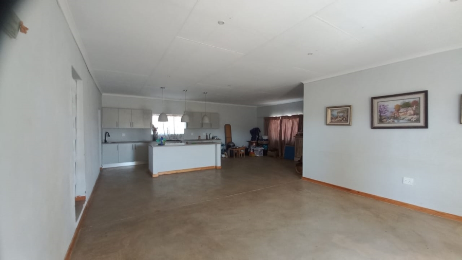 4 Bedroom Property for Sale in Leeukuil AH Limpopo