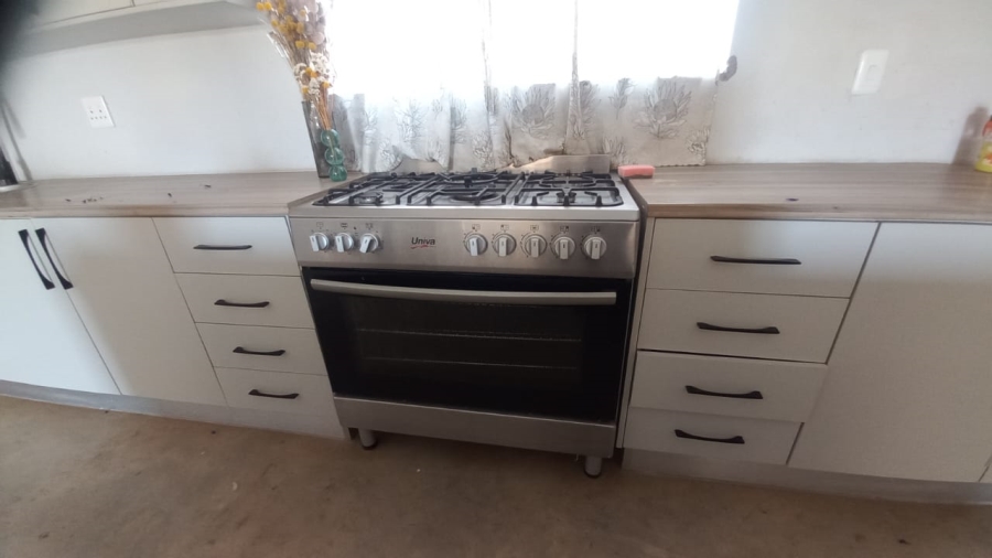 4 Bedroom Property for Sale in Leeukuil AH Limpopo