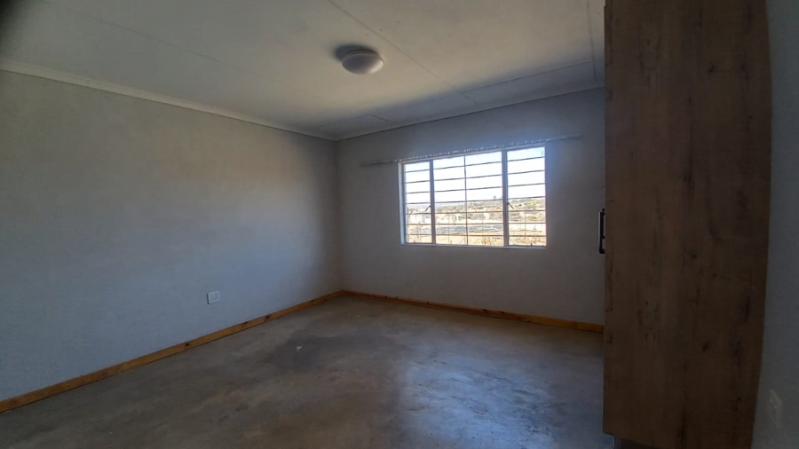 4 Bedroom Property for Sale in Leeukuil AH Limpopo