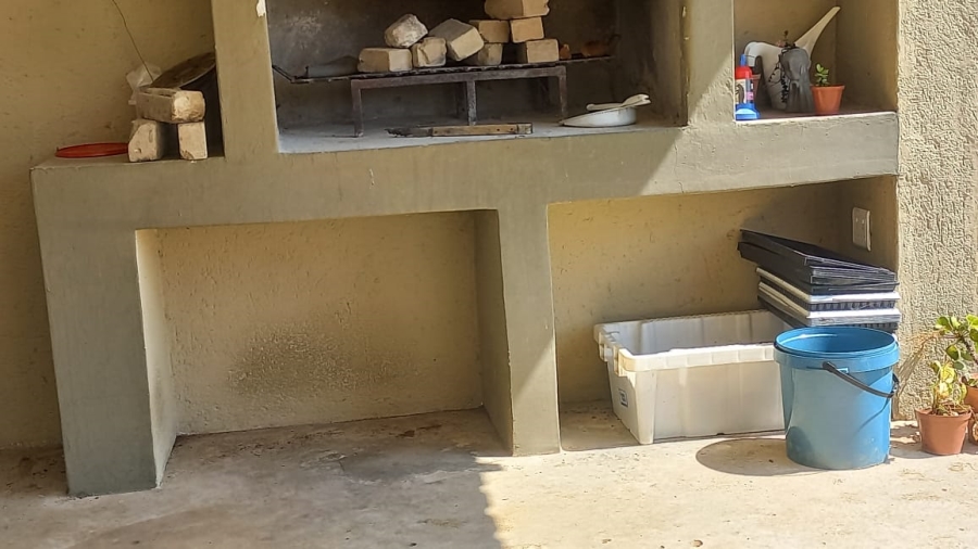4 Bedroom Property for Sale in Leeukuil AH Limpopo