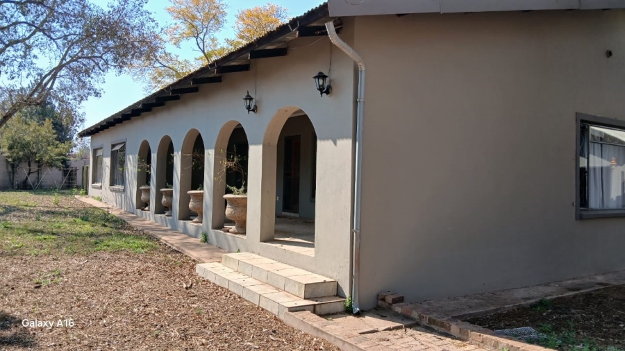 4 Bedroom Property for Sale in Vaalwater Limpopo