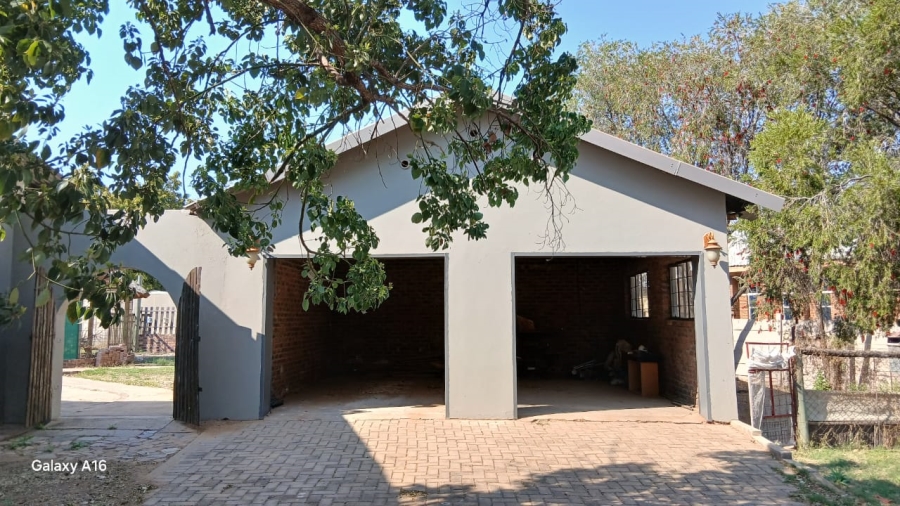 4 Bedroom Property for Sale in Vaalwater Limpopo