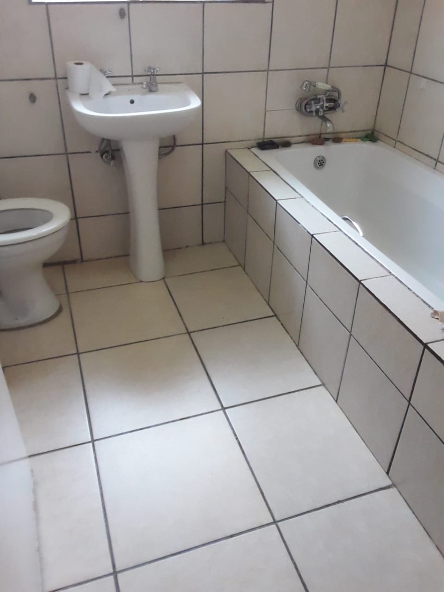 To Let 3 Bedroom Property for Rent in Bendor Limpopo