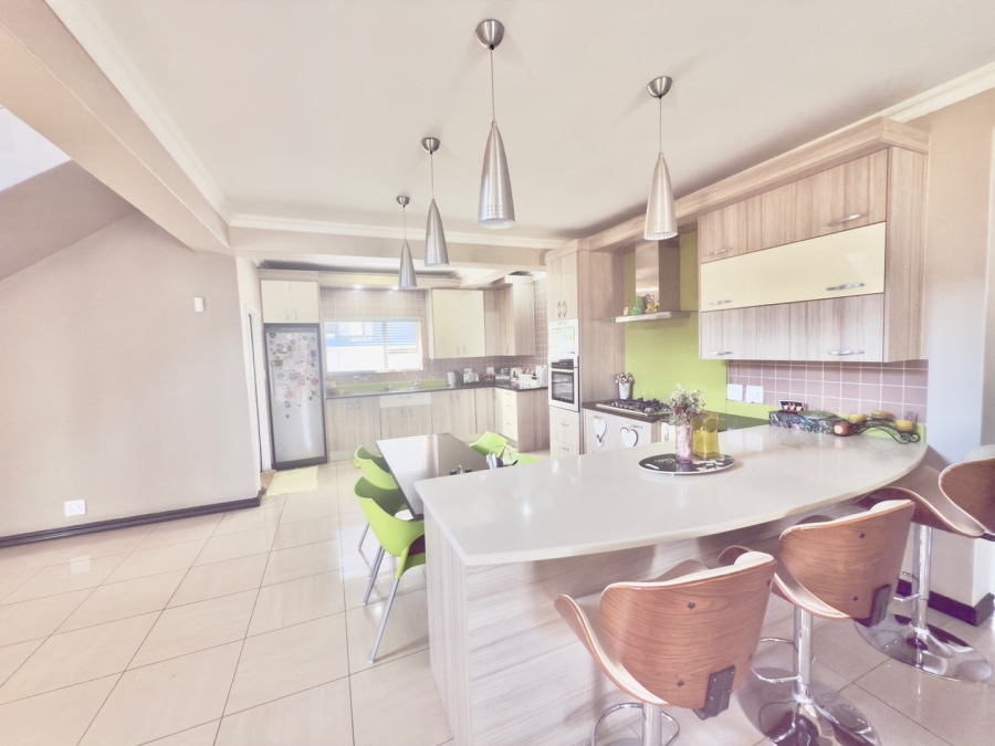 3 Bedroom Property for Sale in Woodhill Estate Limpopo