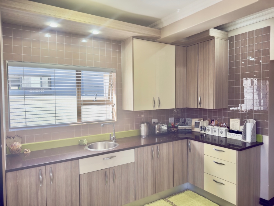3 Bedroom Property for Sale in Woodhill Estate Limpopo