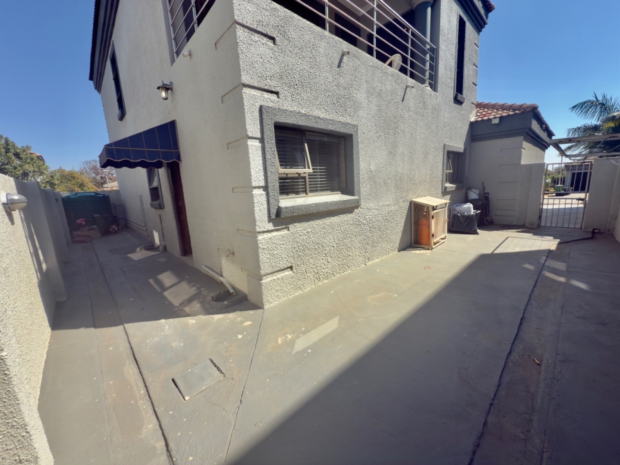 3 Bedroom Property for Sale in Woodhill Estate Limpopo