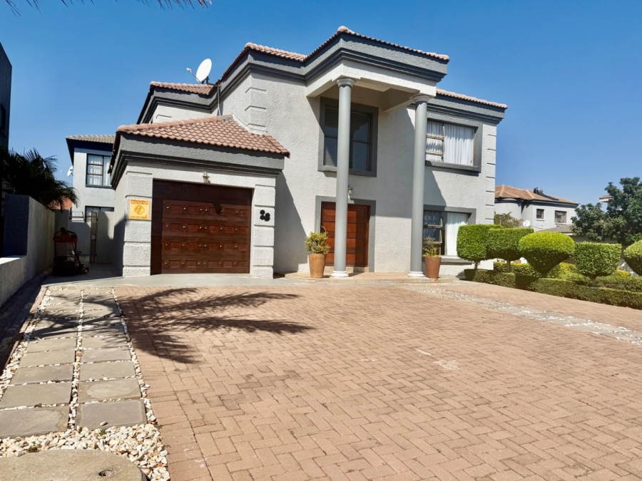 3 Bedroom Property for Sale in Woodhill Estate Limpopo