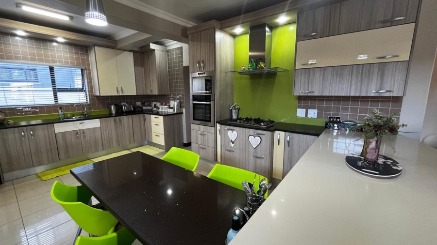 3 Bedroom Property for Sale in Bendor Limpopo