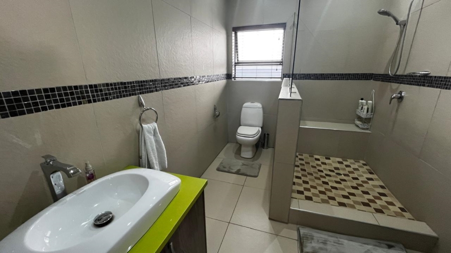 3 Bedroom Property for Sale in Bendor Limpopo
