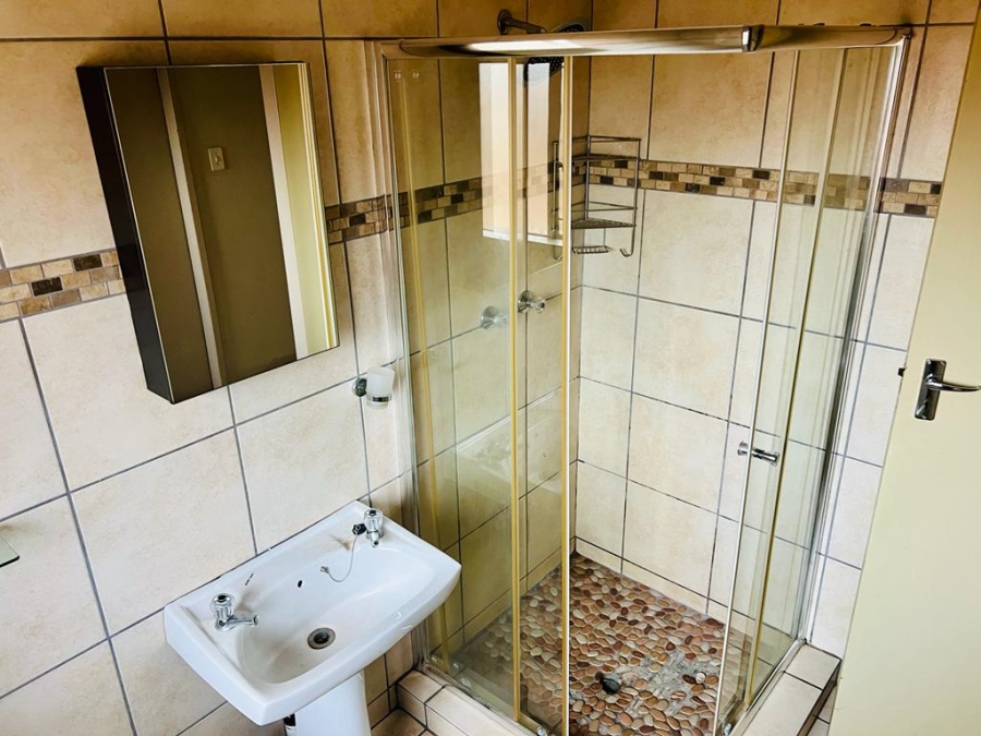 3 Bedroom Property for Sale in Bendor Limpopo