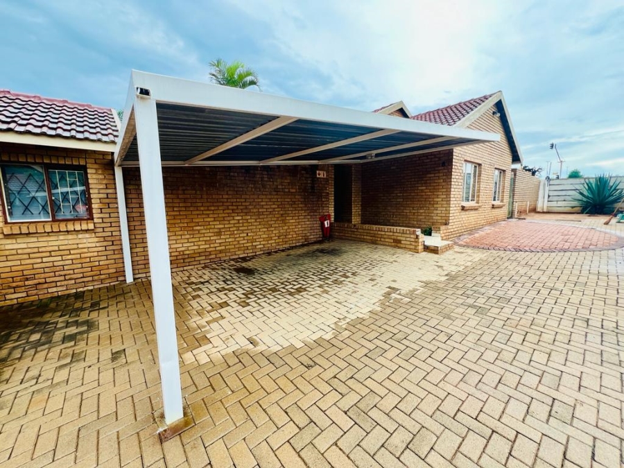 3 Bedroom Property for Sale in Bendor Limpopo