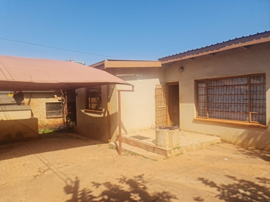 To Let commercial Property for Rent in Thohoyandou Limpopo